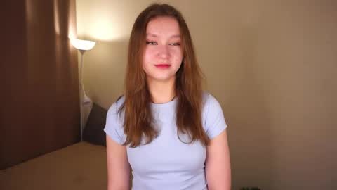 Molly online show from May 7, 2026, 4:51 am