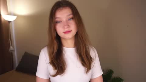 Molly online show from June 7, 2026, 5:33 am