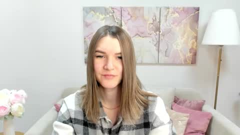 Snapshot of gwensmitt chatting on November 11, 2025, 12:10 am gwensmitt online show from November 11, 2025, 12:10 am