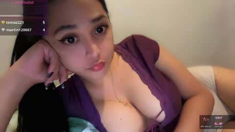 Snapshot of gwynmylove chatting on April 8, 2026, 2:17 pm Gwyn online show from April 8, 2026, 2:17 pm
