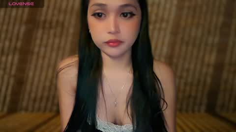 Snapshot of gwynmylove chatting on April 13, 2026, 12:43 pm Gwyn online show from April 13, 2026, 12:43 pm