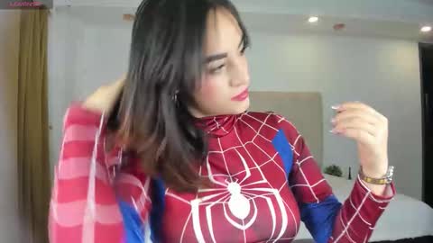 gyal_8_ online show from October 31, 2025, 4:24 am