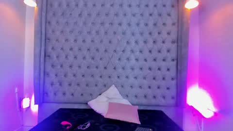 Snapshot of gyal_smith chatting on May 7, 2026, 4:18 am Gyal Smith online show from May 7, 2026, 4:18 am