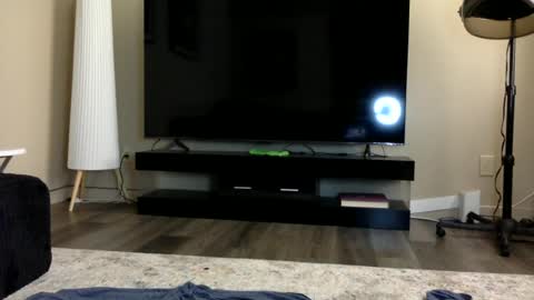 gyalxoxo online show from August 7, 2026, 3:58 pm