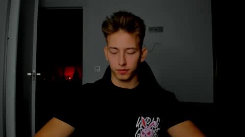 Snapshot of gym_alpha chatting on January 16, 2026, 9:52 pm Oliver online show from January 16, 2026, 9:52 pm