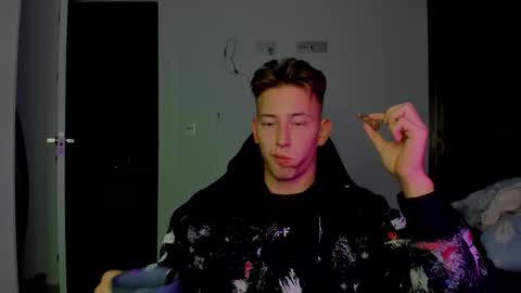 Snapshot of gym_alpha chatting on February 4, 2026, 8:14 pm Oliver online show from February 4, 2026, 8:14 pm