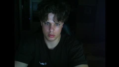 gymguy0505 online show from May 28, 2026, 9:34 pm