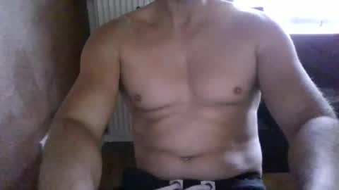 gymxxx_ online show from May 17, 2026, 11:50 am