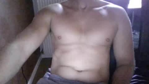 Snapshot of gymxxx_ chatting on June 4, 2026, 6:30 am gymxxx_ online show from June 4, 2026, 6:30 am