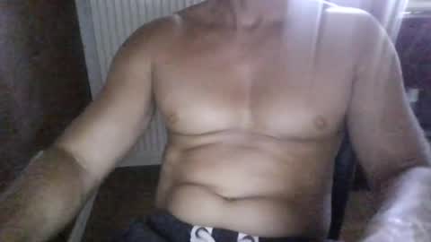 Snapshot of gymxxx_ chatting on July 11, 2026, 11:24 am gymxxx_ online show from July 11, 2026, 11:24 am