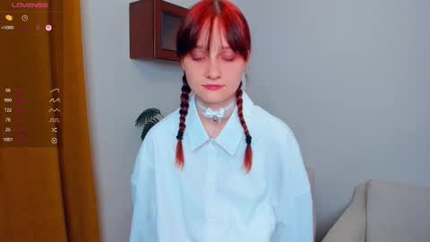 Snapshot of h0lyangel chatting on September 24, 2025, 6:44 pm Kelly Lilly online show from September 24, 2025, 6:44 pm