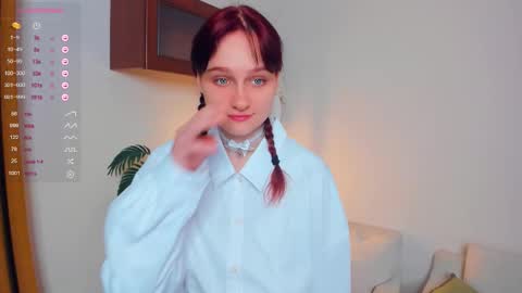 Snapshot of h0lyangel chatting on October 3, 2025, 7:00 pm Kelly Lilly online show from October 3, 2025, 7:00 pm