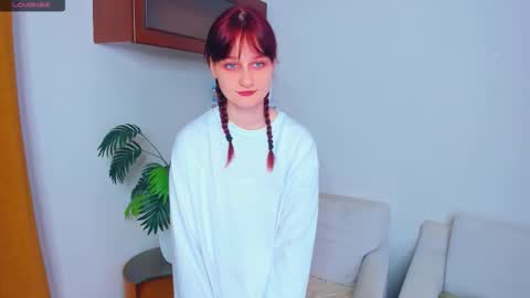 Snapshot of h0lyangel chatting on October 11, 2025, 6:50 pm Kelly Lilly online show from October 11, 2025, 6:50 pm