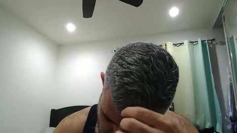 h0nest84 online show from May 5, 2026, 12:29 am