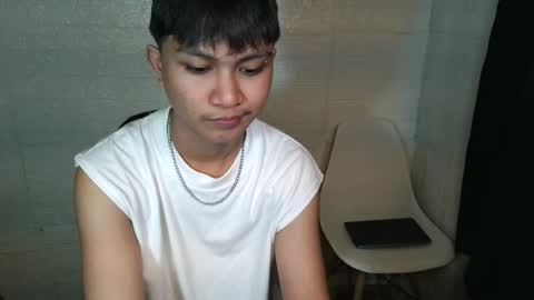h0t_chan online show from July 1, 2026, 1:34 pm