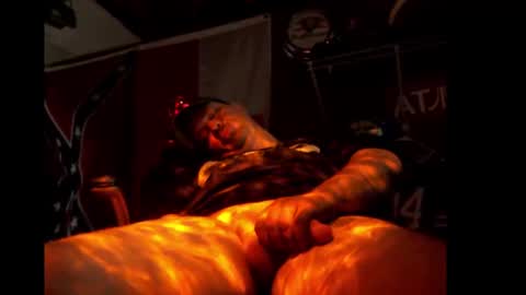 h0tttsteel online show from October 19, 2025, 5:02 pm