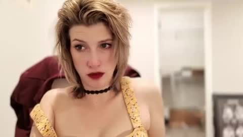 H0twife4Life online show from May 11, 2026, 1:33 am