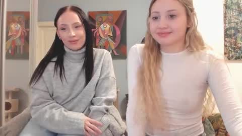 Ashleyblonde Ellies brunnette online show from December 19, 2025, 12:39 am