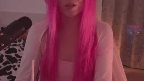 Lana online show from March 27, 2026, 8:19 pm