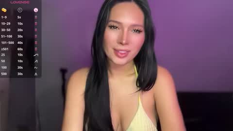 Camila online show from March 20, 2026, 4:28 am