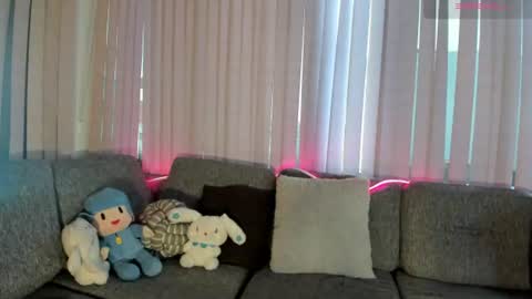 Snapshot of h3llokitty_ chatting on June 24, 2026, 12:04 pm Hello Kitty online show from June 24, 2026, 12:04 pm