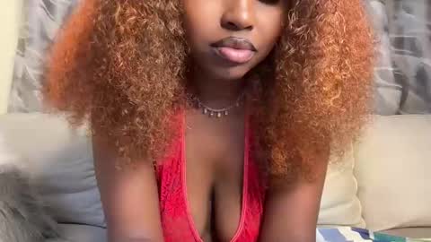h_o_t_goddess online show from April 30, 2026, 5:03 am