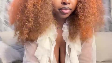 h_o_t_goddess online show from May 4, 2026, 7:48 am