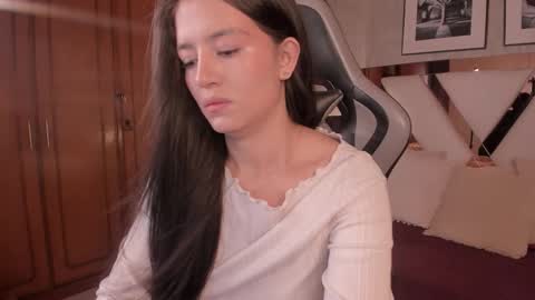 Snapshot of haathorx chatting on October 18, 2025, 3:02 pm haathorx online show from October 18, 2025, 3:02 pm