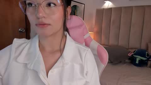 Snapshot of haathorx chatting on November 7, 2025, 8:20 pm haathorx online show from November 7, 2025, 8:20 pm