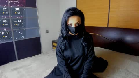 Linda online show from January 22, 2025, 2:15 am