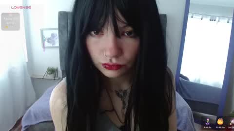 Snapshot of hadde01 chatting on November 14, 2025, 12:37 pm Hadde online show from November 14, 2025, 12:37 pm