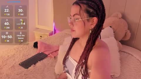 Eva online show from January 8, 2025, 9:23 pm