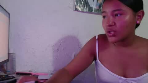 Snapshot of hadesmit1 chatting on May 5, 2026, 4:15 pm hadesmit1 online show from May 5, 2026, 4:15 pm
