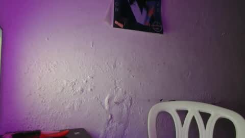 Snapshot of hadesmit1 chatting on May 10, 2026, 12:43 pm hadesmit1 online show from May 10, 2026, 12:43 pm