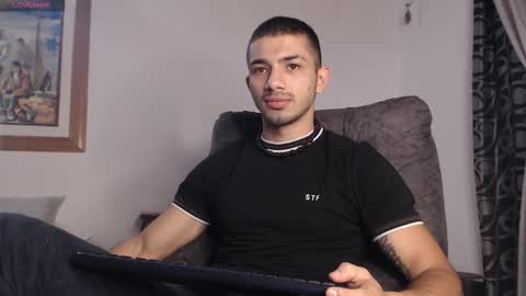 Snapshot of hadez_69 chatting on October 17, 2025, 10:51 am HADEZ online show from October 17, 2025, 10:51 am