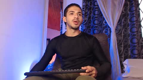 HADEZ online show from May 2, 2026, 10:48 pm