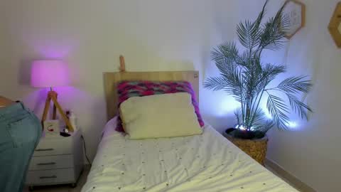 Snapshot of hadid_jimenez chatting on April 8, 2026, 9:04 pm Hadid online show from April 8, 2026, 9:04 pm