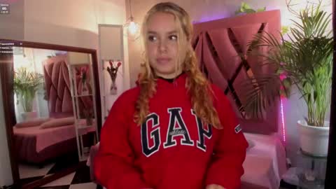 Haely online show from December 28, 2024, 2:32 pm