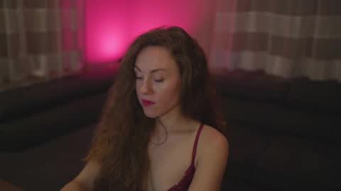 hahayessihaveone online show from September 15, 2025, 7:25 pm