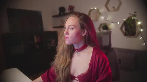 hahayessihaveone online show from October 26, 2025, 4:35 pm