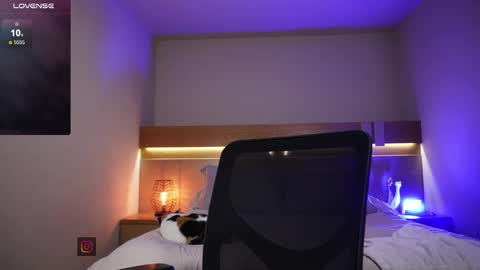 Hailey online show from March 14, 2026, 6:35 pm