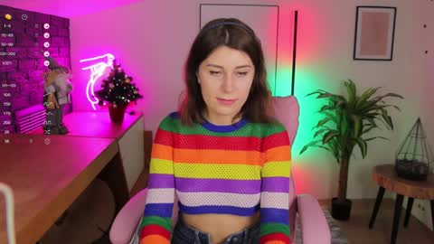 Hailey  Green online show from January 14, 2025, 1:17 pm