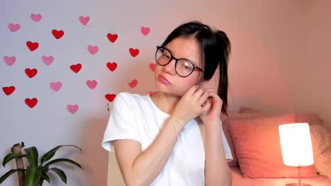 Hailey online show from March 10, 2025, 12:51 am