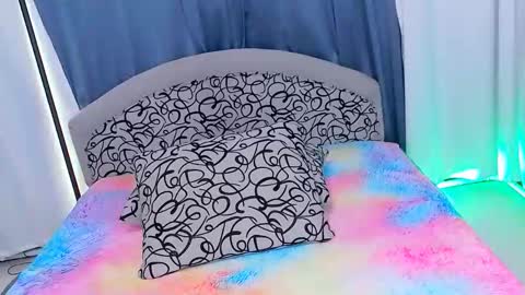 hailey_pirs online show from December 21, 2025, 7:59 am