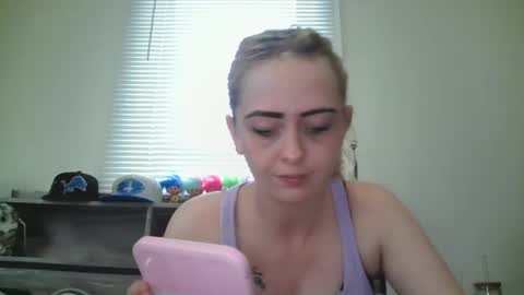 Hailey and d online show from December 20, 2024, 8:55 pm