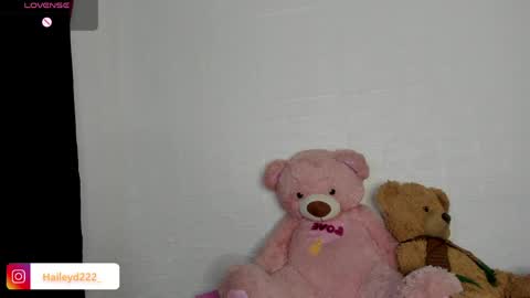 Hailey online show from May 6, 2026, 10:26 pm