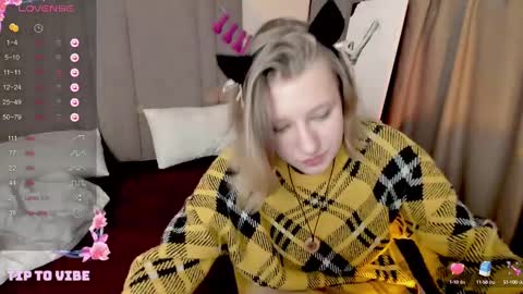 Hailey online show from February 27, 2025, 12:23 pm