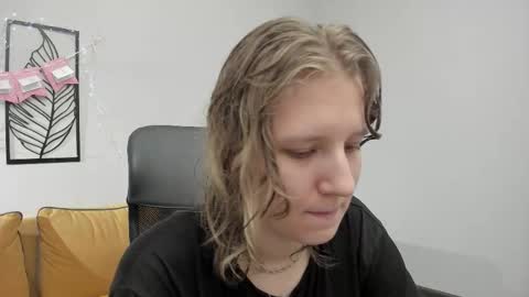 Hailey online show from February 11, 2026, 11:26 am