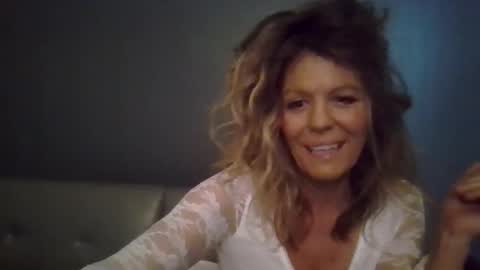 Snapshot of haileys123 chatting on October 25, 2025, 8:58 pm Hailey online show from October 25, 2025, 8:58 pm