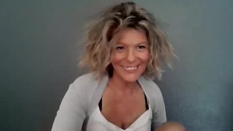 Snapshot of haileys123 chatting on February 20, 2026, 6:08 pm Hailey online show from February 20, 2026, 6:08 pm